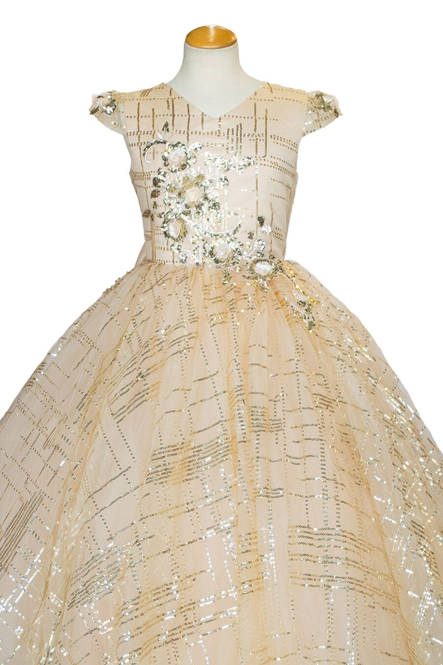 9026 Girls tulle ballgown with sequins - Image 3